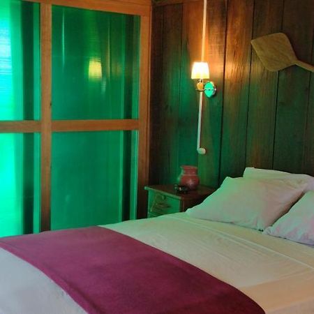 Casa Kukama Lodge Iquitos Exteriör bild