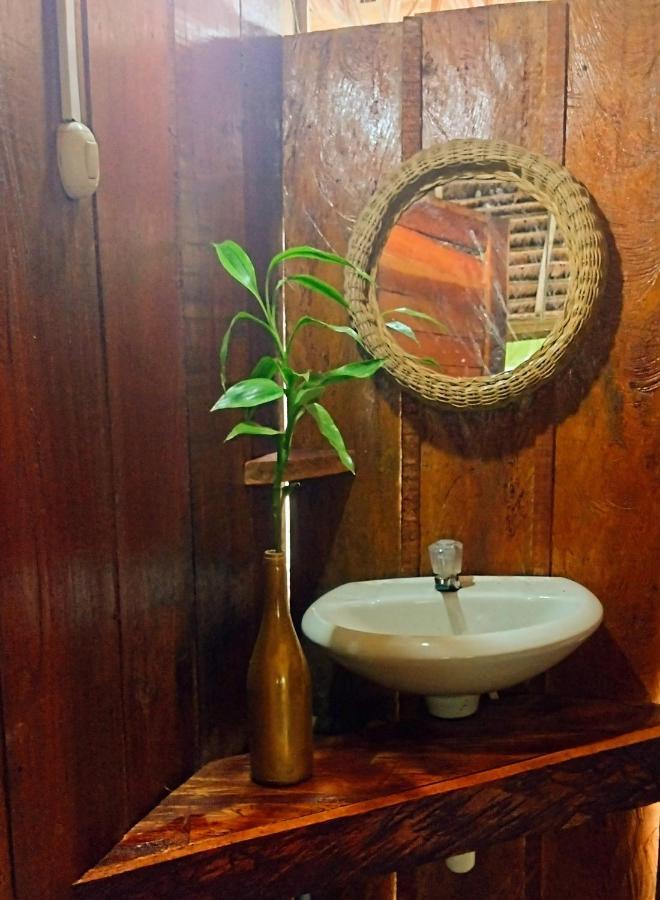 Casa Kukama Lodge Iquitos Exteriör bild