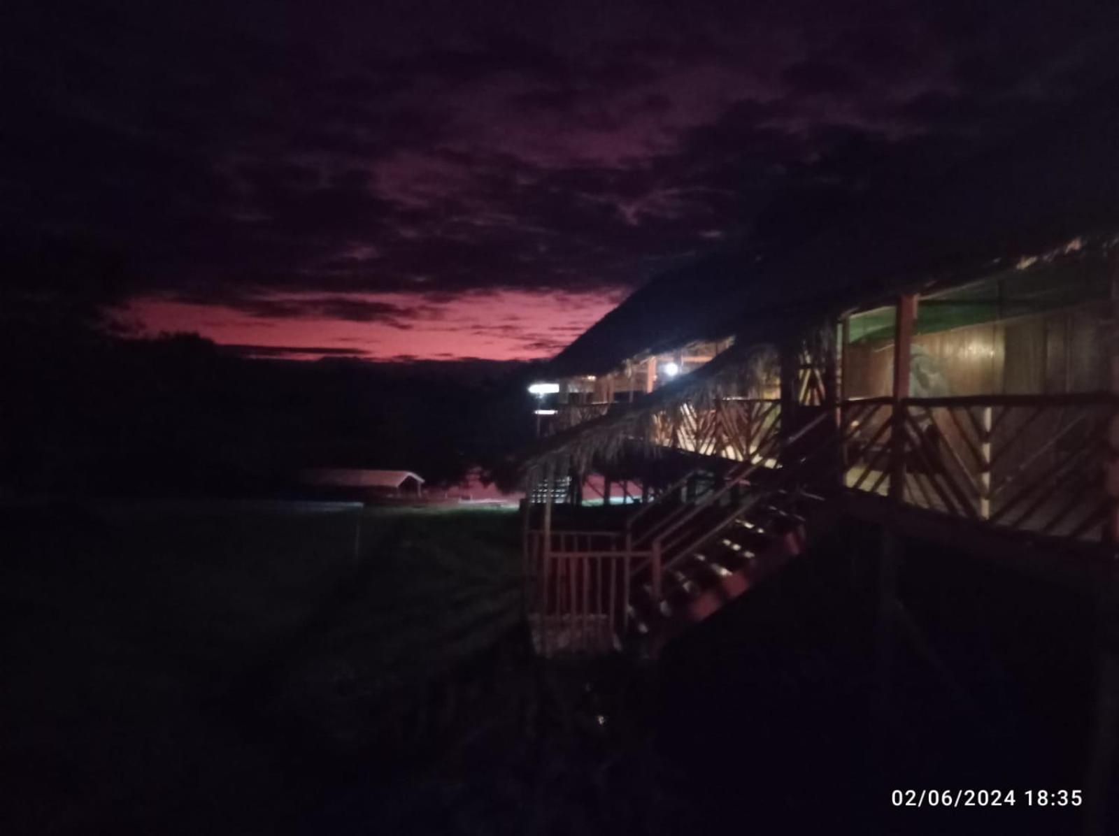 Casa Kukama Lodge Iquitos Exteriör bild
