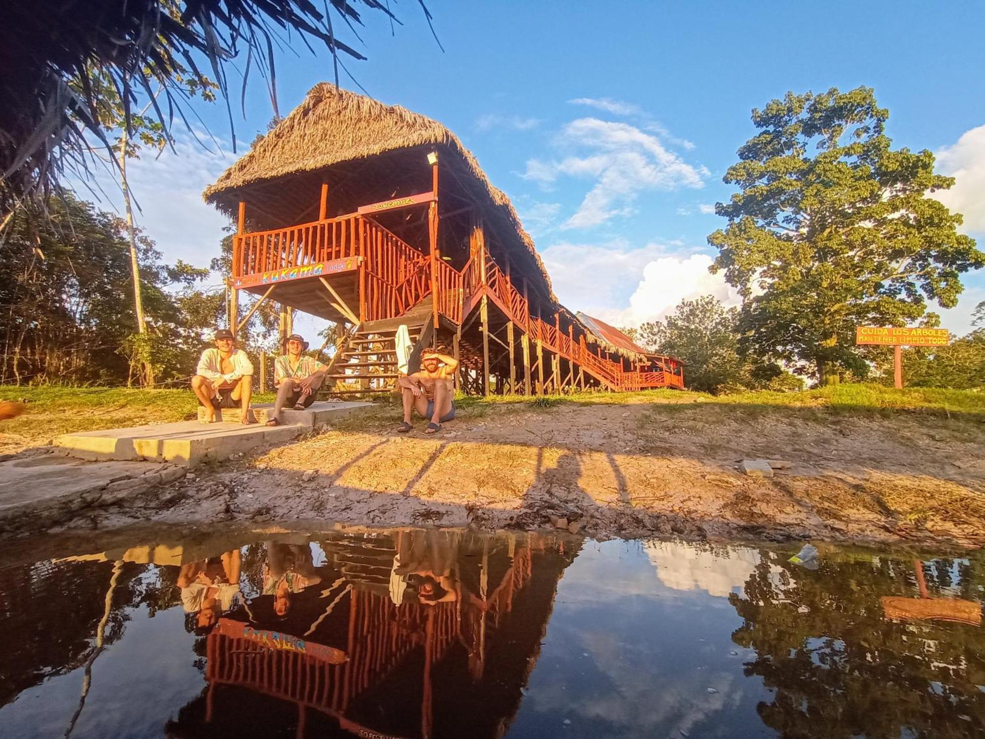 Casa Kukama Lodge Iquitos Exteriör bild