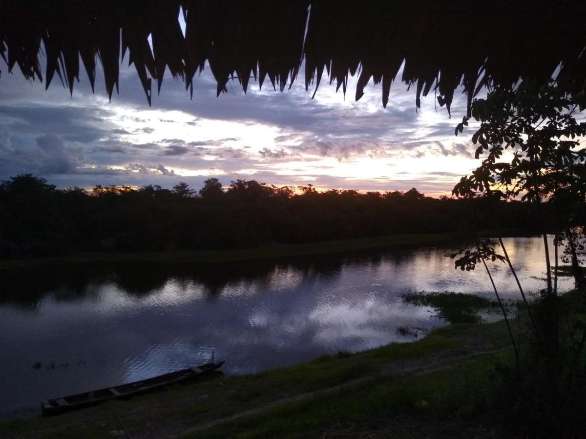 Casa Kukama Lodge Iquitos Exteriör bild